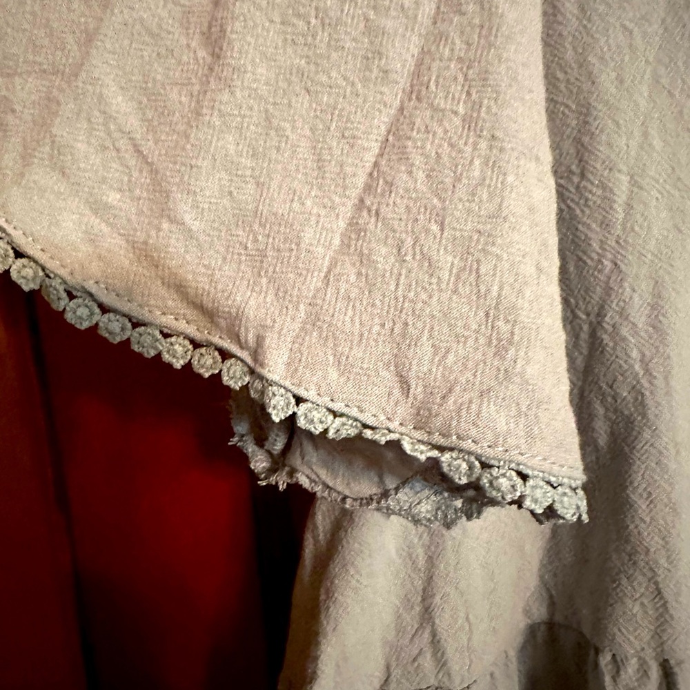 Button front blouse - Picture 4 of 5